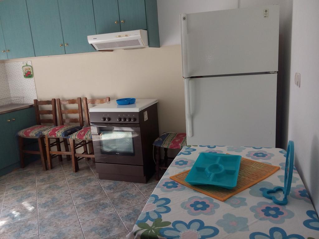 Anastasia - Efthimios Apartments Agios Konstantinos  Eksteriør bilde